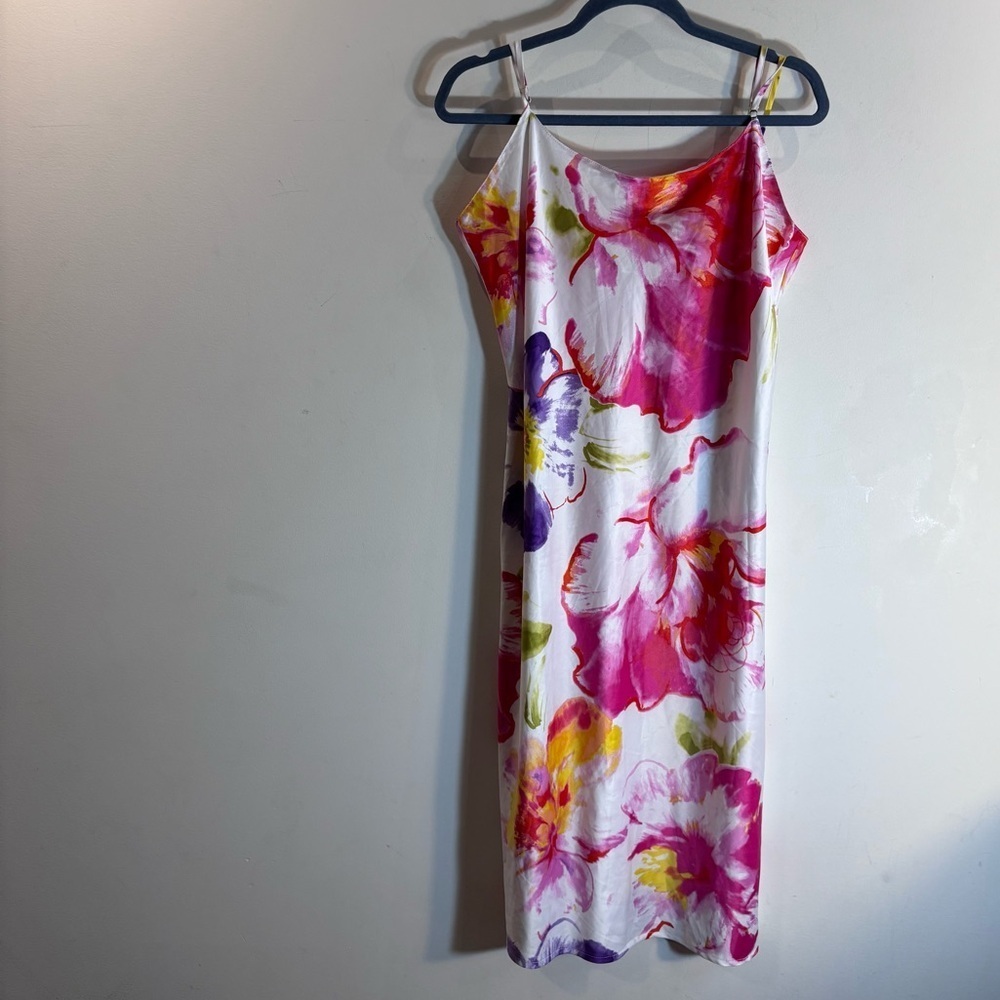 NATORI Private Luxury Sz L Floral Sleeveless Satin Slip Spaghetti Straps